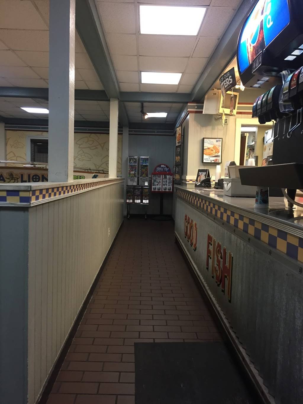 Long John Silvers | restaurant | 959 N Beach St, Fort Worth, TX 76111, USA | 8173497176 OR +1 817-349-7176