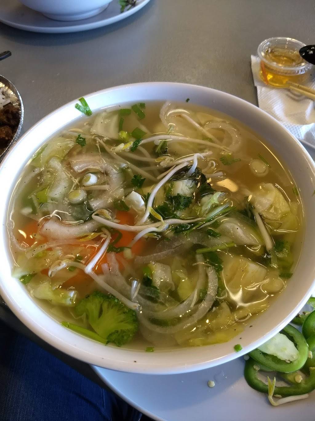 Pho Bhan | restaurant | 2056 Harrison Blvd, Ogden, UT 84401, USA | 8013934883 OR +1 801-393-4883