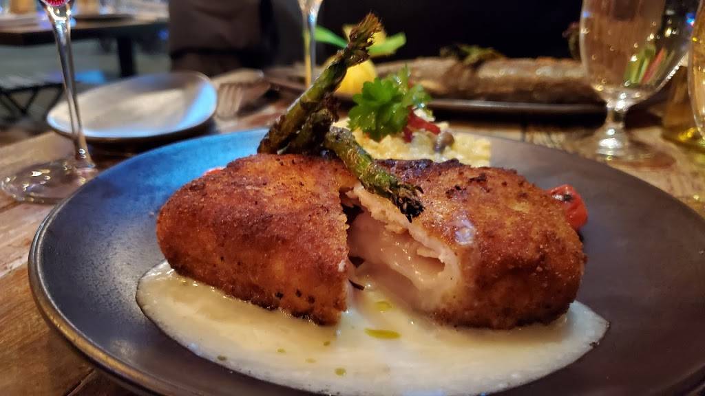 Boutique Bistro Bar | restaurant | 33-01 Ditmars Blvd, Astoria, NY 11105, USA | 9296667761 OR +1 929-666-7761