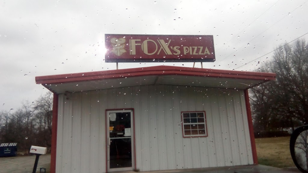 Foxs Pizza Den | restaurant | 11 Crothers Dr, Tallulah, LA 71282, USA | 3185746393 OR +1 318-574-6393