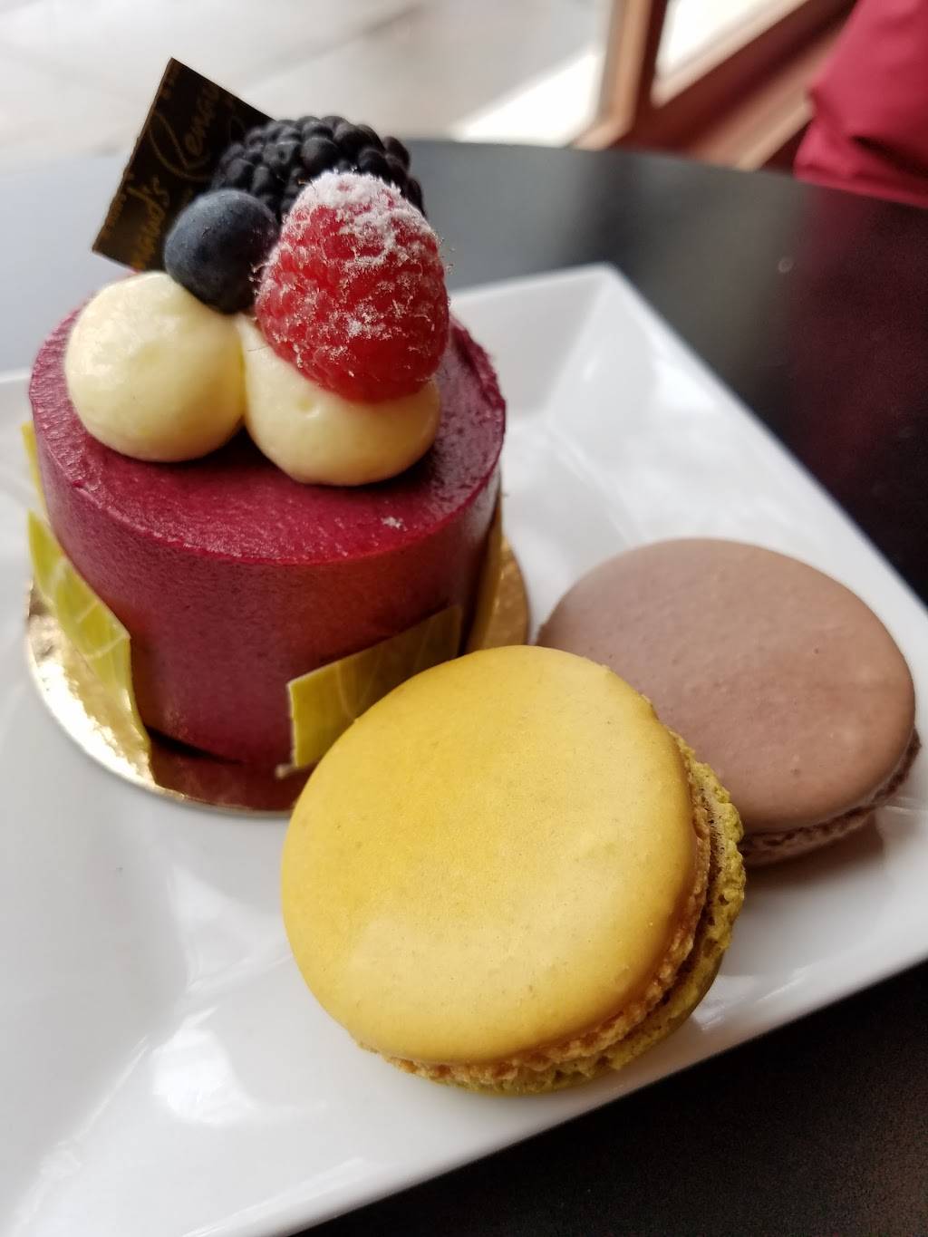 Renauds Patisserie & Bistro | bakery | 1324 State St, Santa Barbara, CA 93101, USA | 8058922800 OR +1 805-892-2800