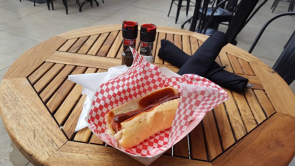 Budweiser Brew House | restaurant | 601 Clark Ave #101, St. Louis, MO 63102, USA | 3142415575 OR +1 314-241-5575