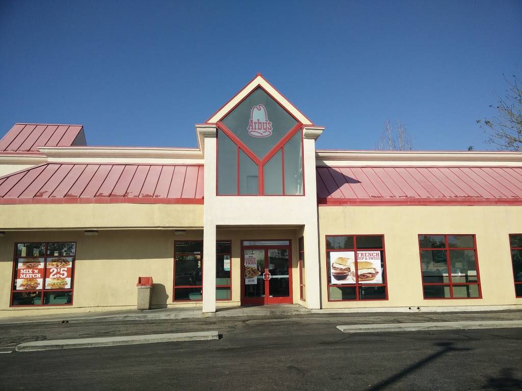 Arbys | restaurant | 5920 E South St, Lakewood, CA 90713, USA | 5628672883 OR +1 562-867-2883