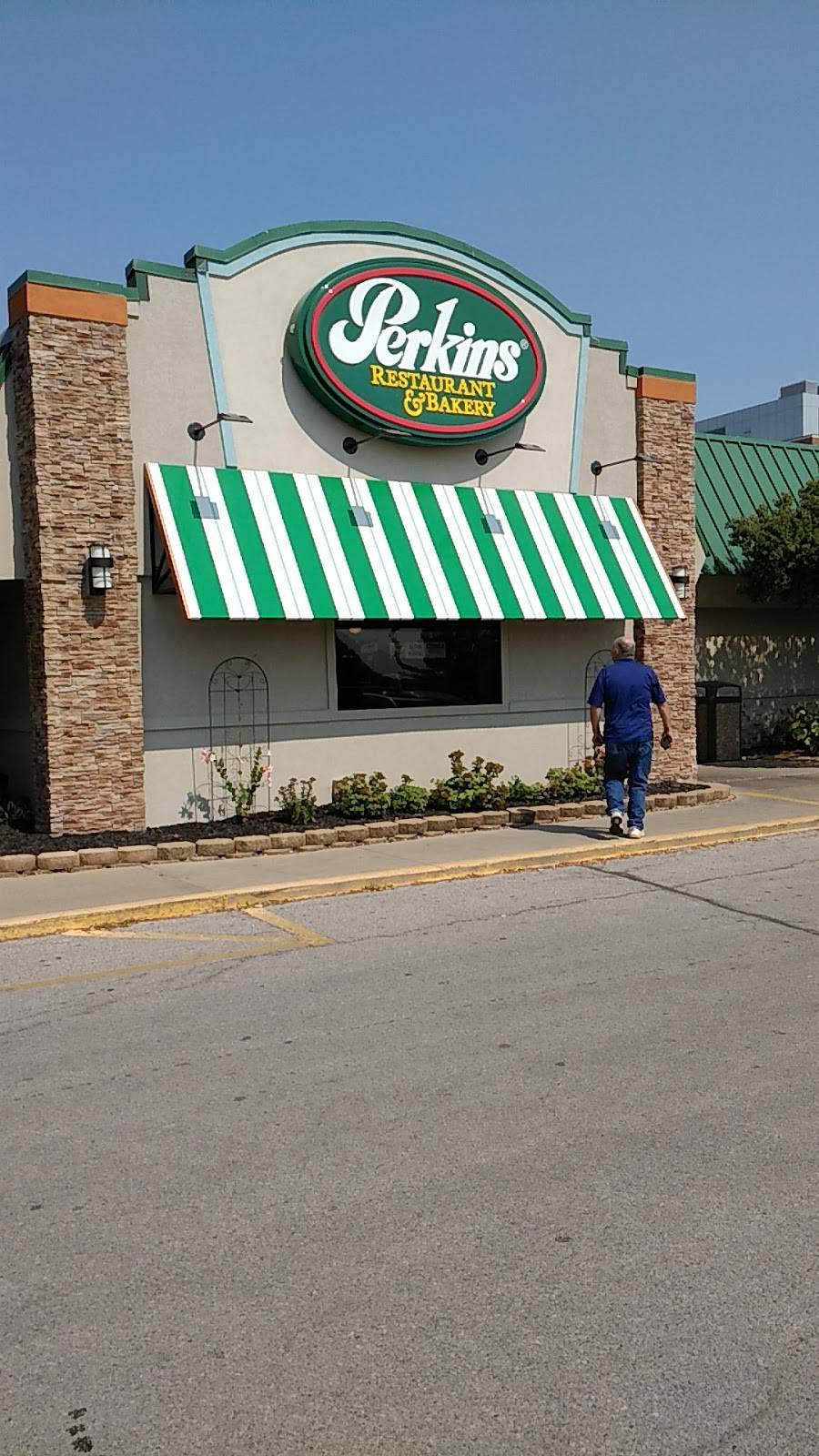 Perkins Restaurant & Bakery | restaurant | 819 1st Ave, Coralville, IA 52241, USA | 3193511260 OR +1 319-351-1260