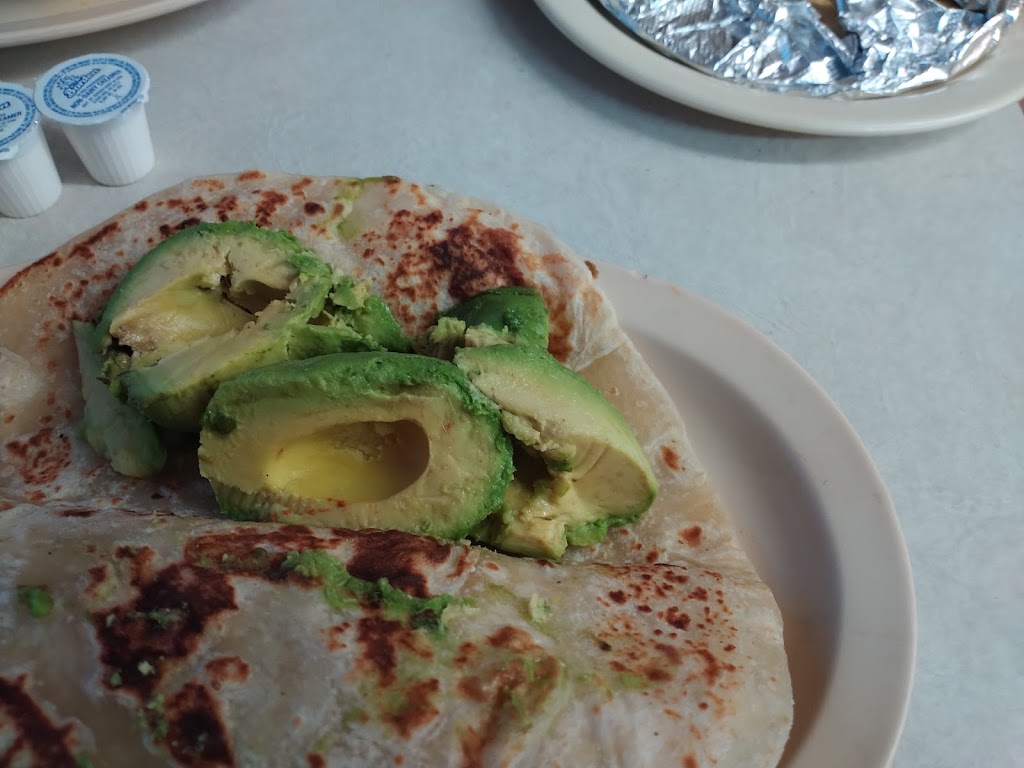 Paulitas Restaurant No 1 | restaurant | 2720 N Arkansas Ave, Laredo, TX 78043, USA | 9567270570 OR +1 956-727-0570