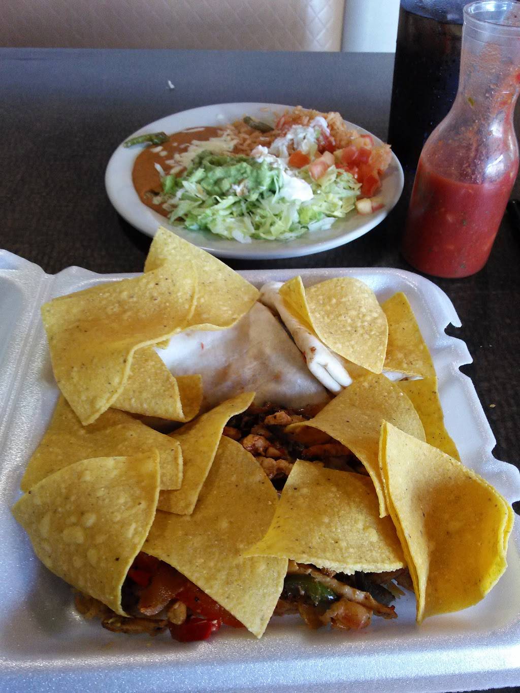 Don Julio | restaurant | 11347 North Ave, Chisago City, MN 55013, USA | 6512574557 OR +1 651-257-4557