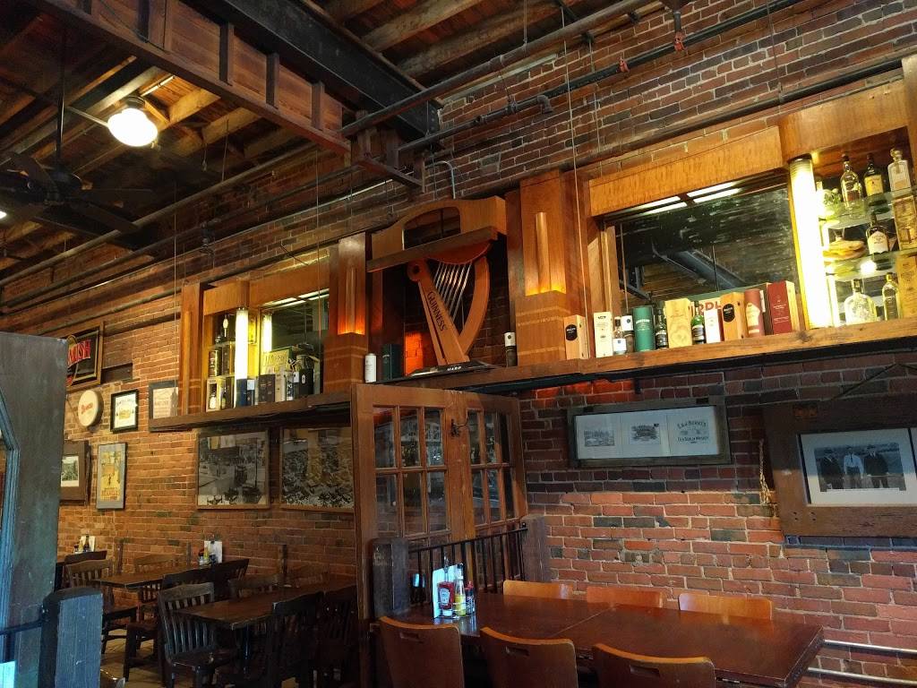 Kellehers Irish Pub & Eatery | restaurant | 619 Southwest Water Street, Peoria, IL 61602, USA | 3096736000 OR +1 309-673-6000