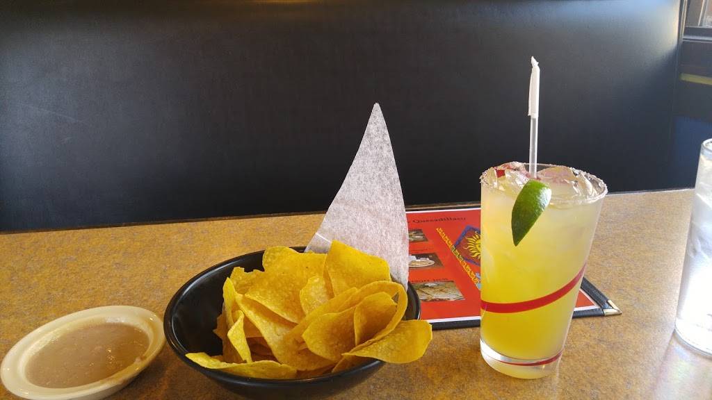 Sol Y Luna Cali-Mex Grill & Bar | restaurant | 1715 Brevard Rd, Hendersonville, NC 28791, USA | 8286924888 OR +1 828-692-4888