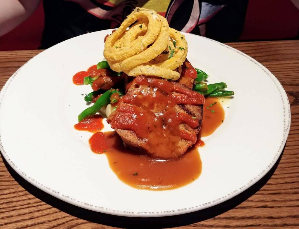 Red Heat Tavern | restaurant | 227 Turnpike Rd, Westborough, MA 01581, USA | 5083291795 OR +1 508-329-1795