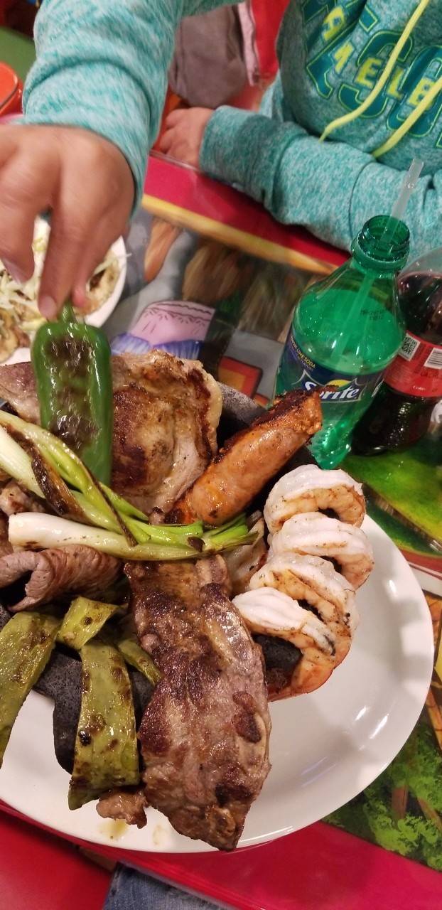 El Mercadito | restaurant | 519 Union Ave, Westbury, NY 11590, USA | 5163386346 OR +1 516-338-6346
