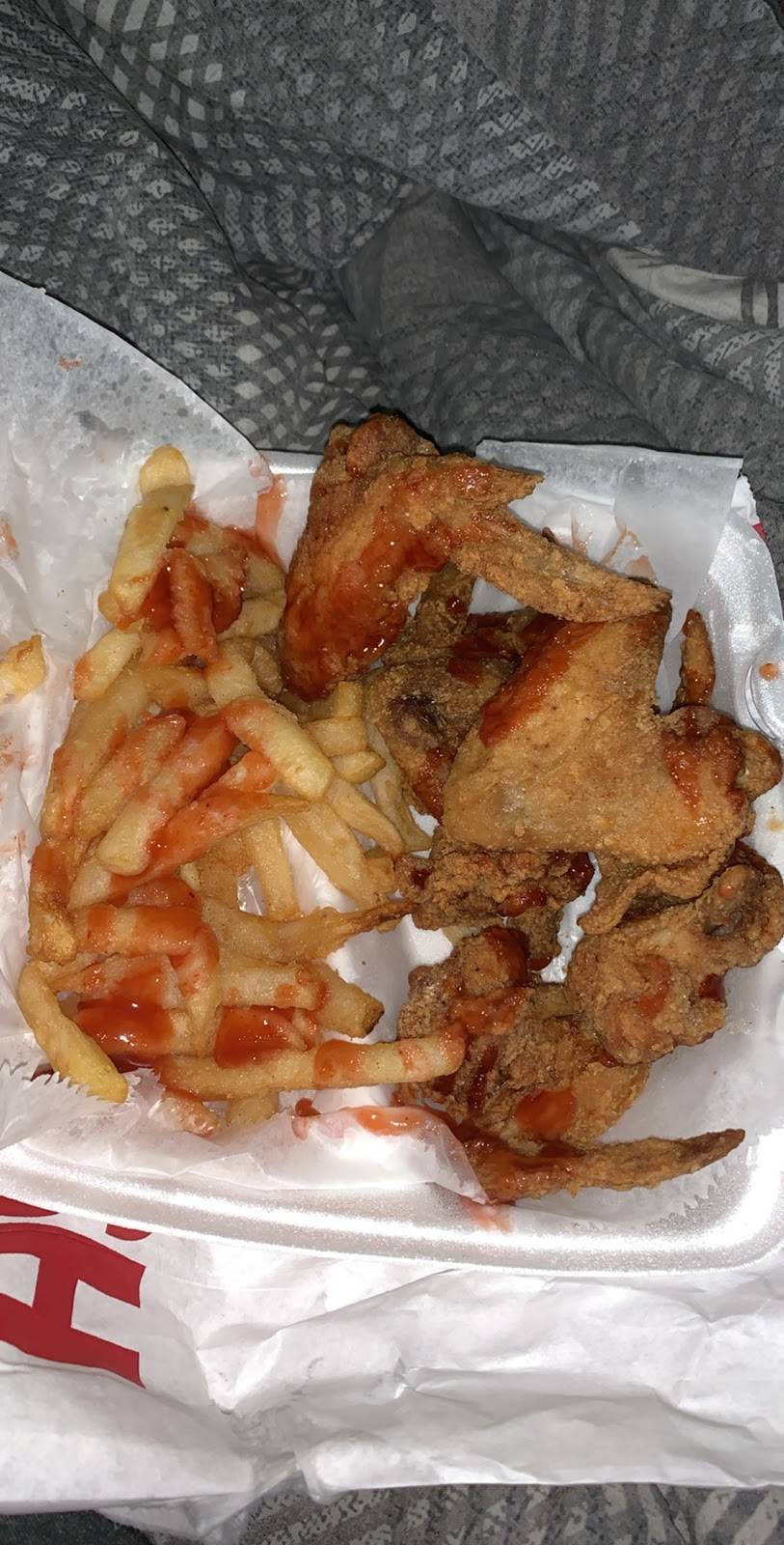 JJ Fish | restaurant | 7843 Indianapolis Blvd, Hammond, IN 46324, USA | 2195017175 OR +1 219-501-7175