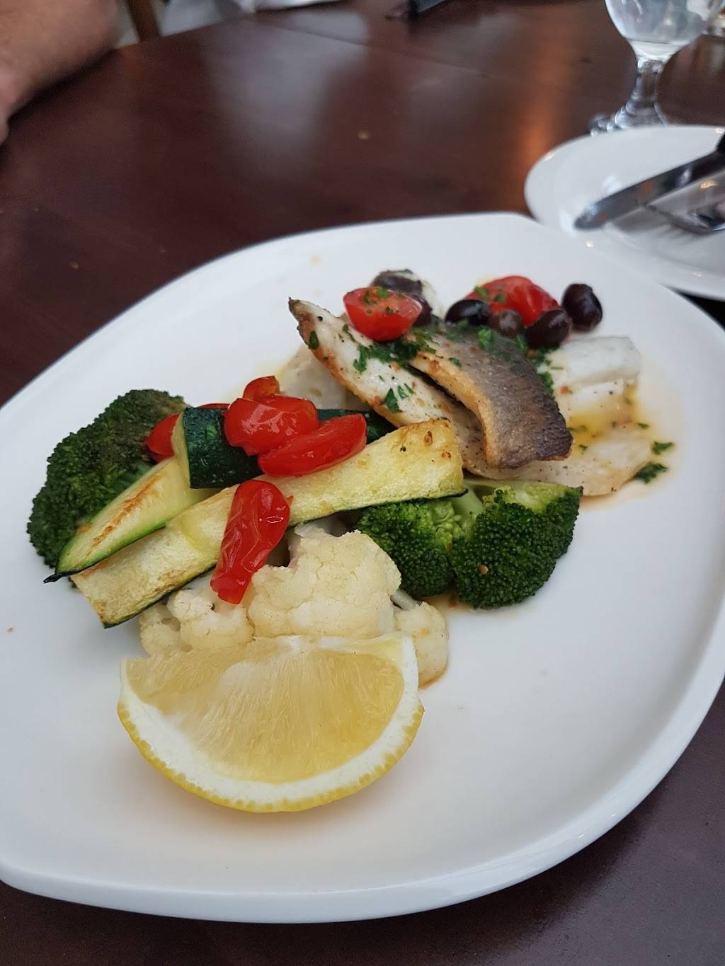 Goodfellas Wood Oven Pizza | restaurant | 50 Burnhamthorpe Rd W, Mississauga, ON L5B 3C2, Canada | 8554335527 OR +1 855-433-5527