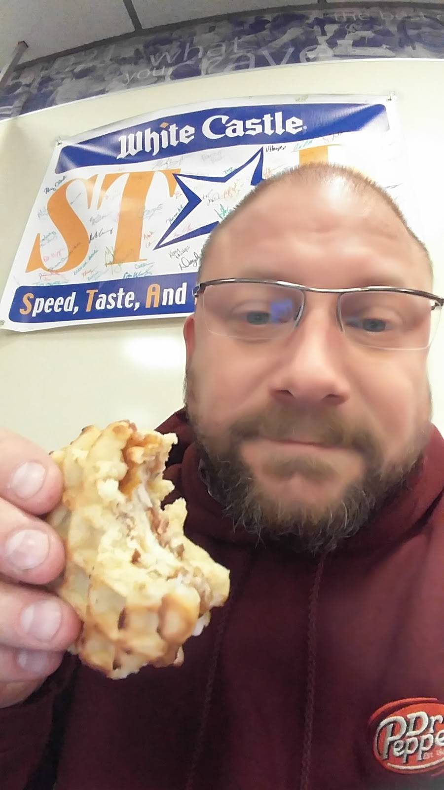 White Castle | restaurant | 12156 S Cicero Ave, Alsip, IL 60803, USA | 7083881435 OR +1 708-388-1435