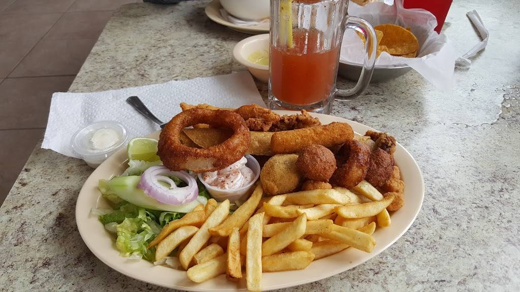 Mariscos 2000 | restaurant | 2053 W Northwest Hwy #82, Dallas, TX 75220, USA | 9724320954 OR +1 972-432-0954