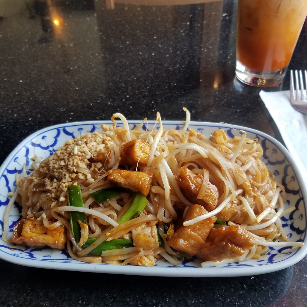 Thai Palace | restaurant | 3262 J St, Sacramento, CA 95816, USA | 9164475353 OR +1 916-447-5353