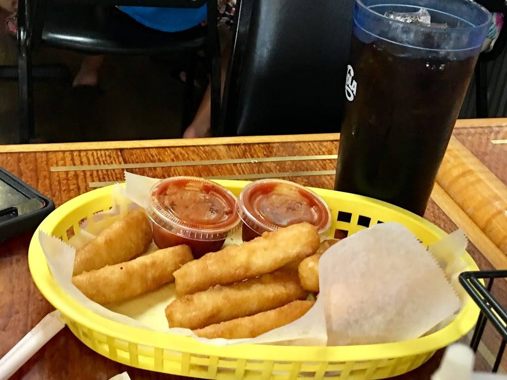 Rumors Have It | restaurant | 115 W Quincy St, Griggsville, IL 62340, USA | 2178332000 OR +1 217-833-2000