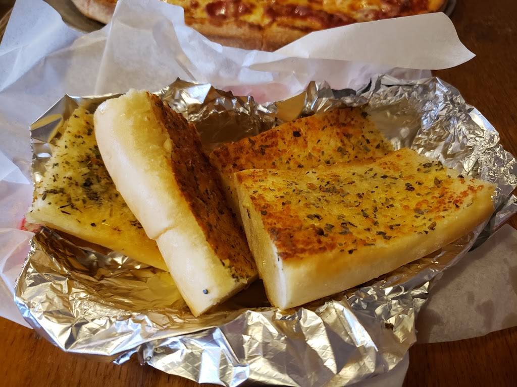 Star Pizza | restaurant | 77 Harvard St, Houston, TX 77007, USA | 7138691241 OR +1 713-869-1241