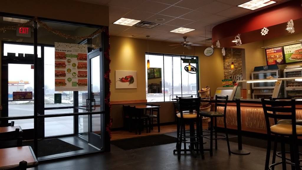 Subway | restaurant | 15452 M-60, Tekonsha, MI 49092, USA | 5177673246 OR +1 517-767-3246