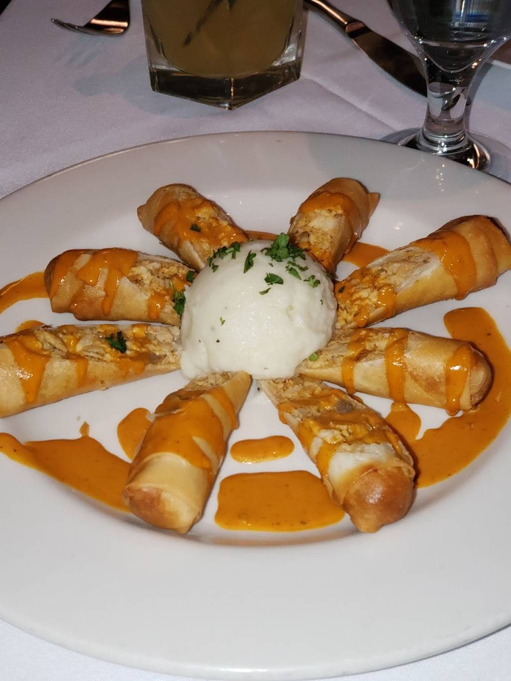 10 Degrees South | restaurant | 4183 Roswell Rd NE, Atlanta, GA 30342, USA | 4047058870 OR +1 404-705-8870