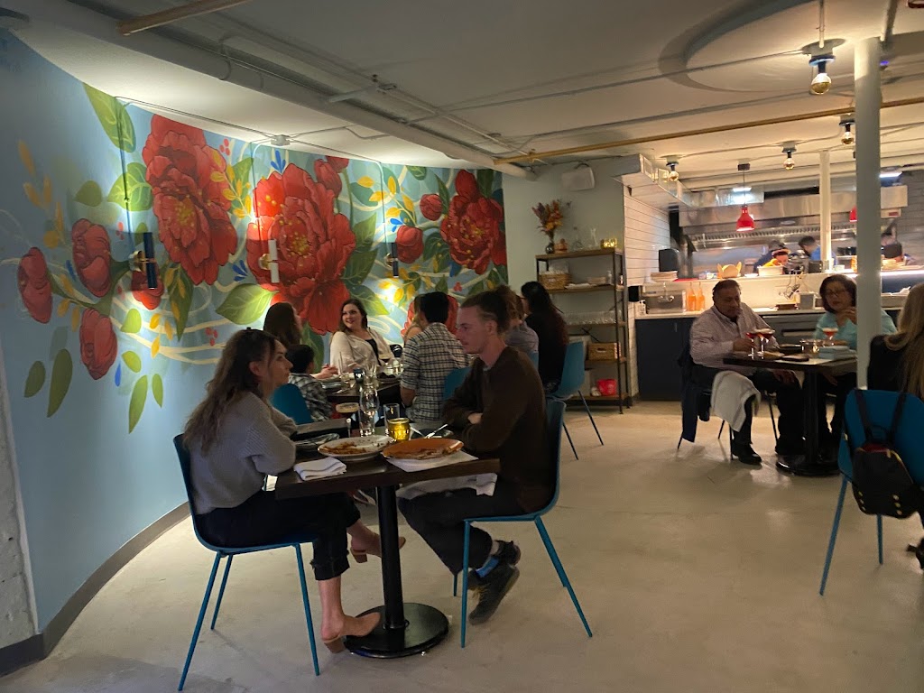 Lucina Eatery & Bar | restaurant | 2245 Kearney St #101, Denver, CO 80207, USA | 7208141053 OR +1 720-814-1053