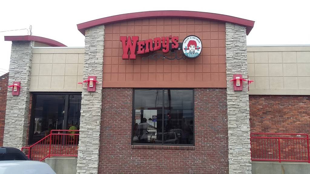 Wendys | restaurant | 1407 Eisenhower Pkwy, Macon, GA 31206, USA | 4787885608 OR +1 478-788-5608