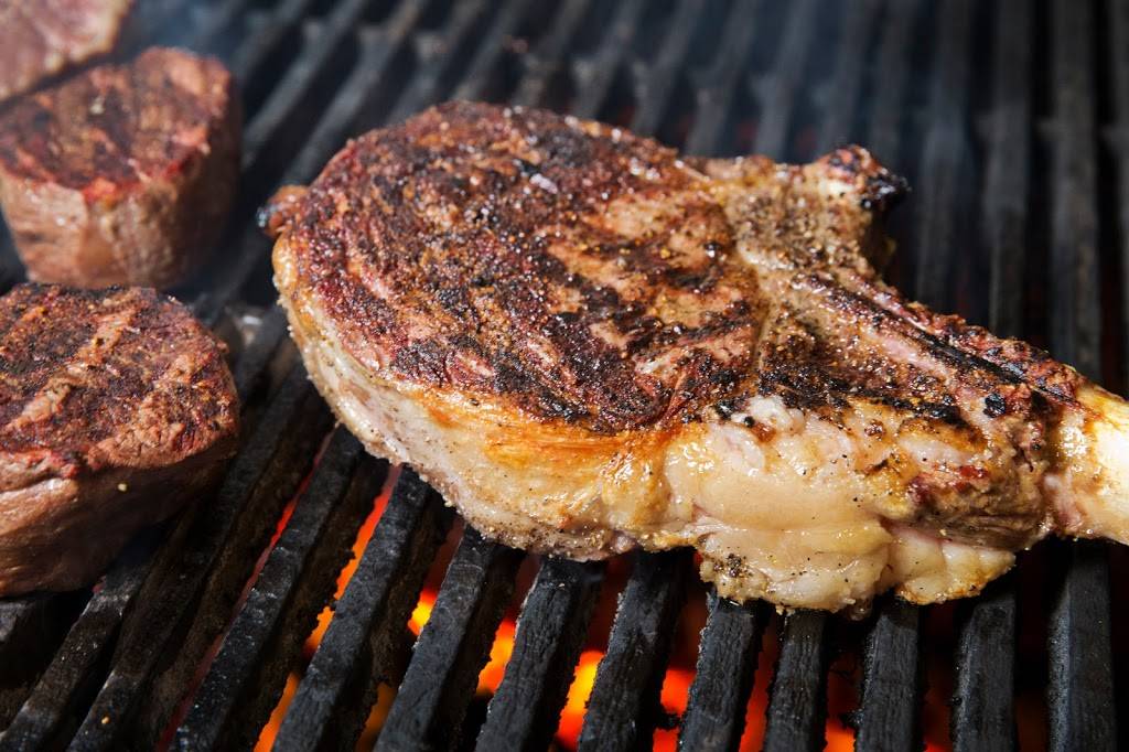 StripSteak by Michael Mina | restaurant | 4441 Collins Avenue Fontainebleau, Chateau Lobby, Miami Beach, FL 33140, USA | 3056744780 OR +1 305-674-4780