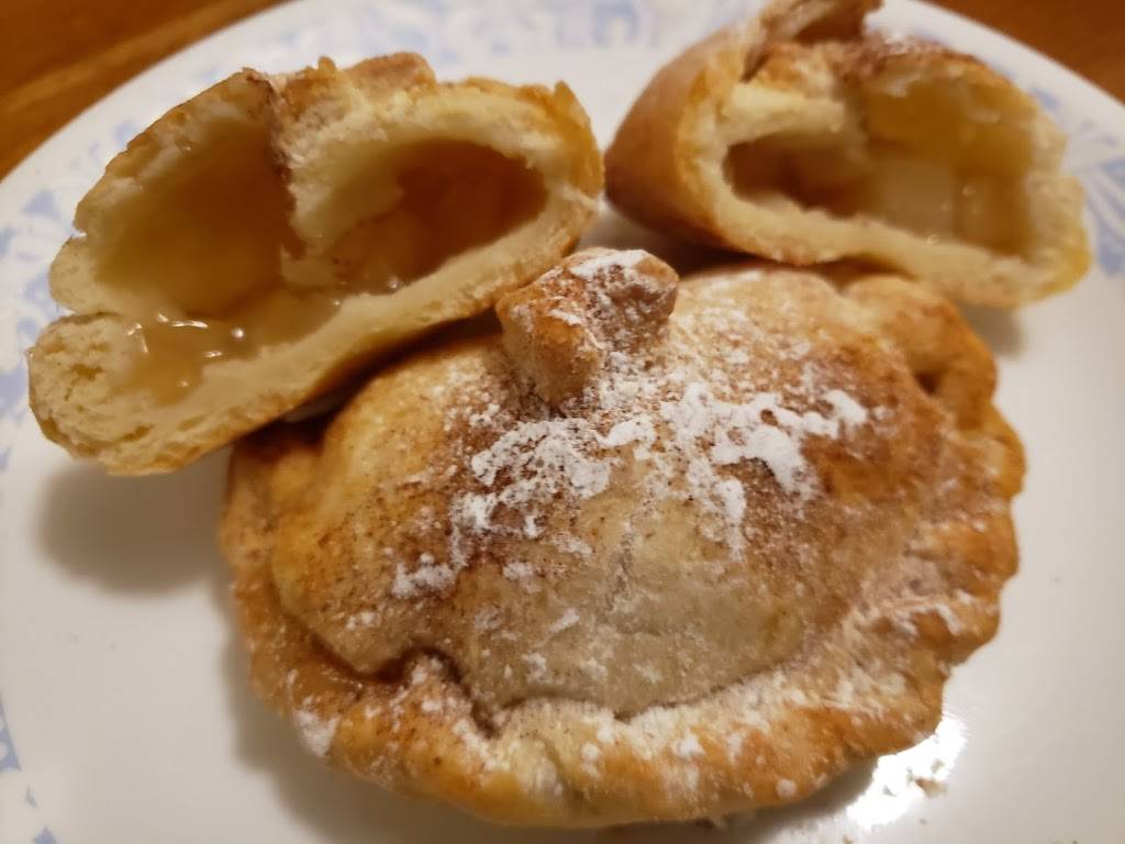 Puff Pastes | restaurant | 1672 St Clair Ave W, Toronto, ON M6N 1H8, Canada | 4379252212 OR +1 437-925-2212