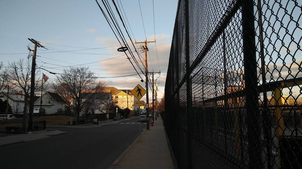 New England Coffee Cafe and Store | restaurant | 108 Charles St, Malden, MA 02148, USA | 7818731501 OR +1 781-873-1501