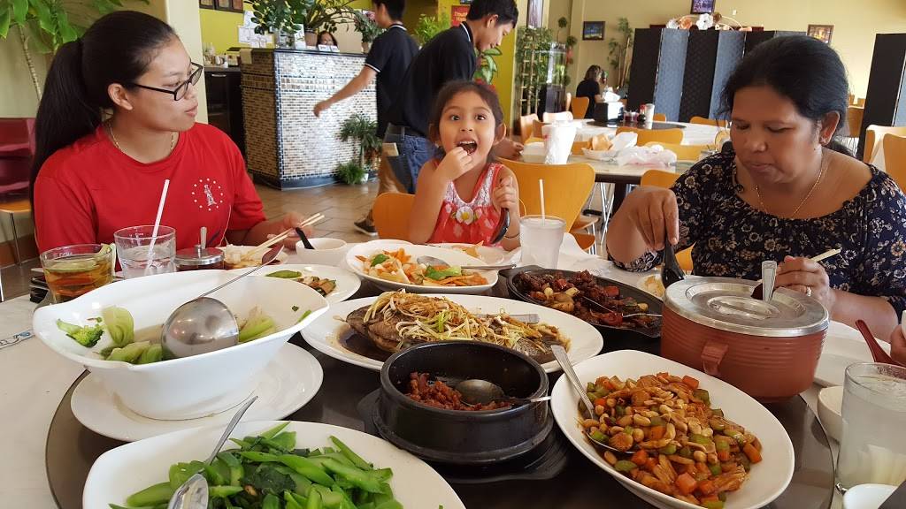 Has Kitchen | restaurant | 13480 Veterans Memorial Dr, Houston, TX 77014, USA | 2818667373 OR +1 281-866-7373