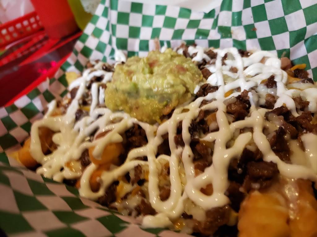 Taqueria Migueles | restaurant | 905 Academy Ave, Sanger, CA 93657, USA | 5593998616 OR +1 559-399-8616