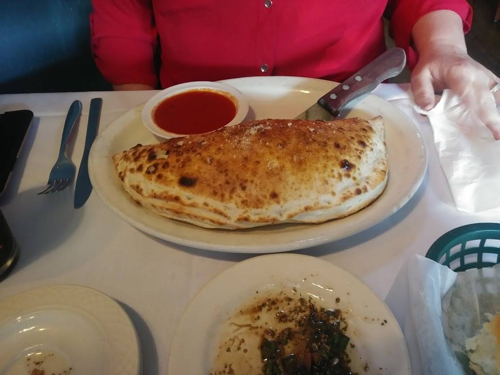 Luigis Italian Restaurant | restaurant | 127 S Main St, Ottawa, KS 66067, USA | 7852422988 OR +1 785-242-2988