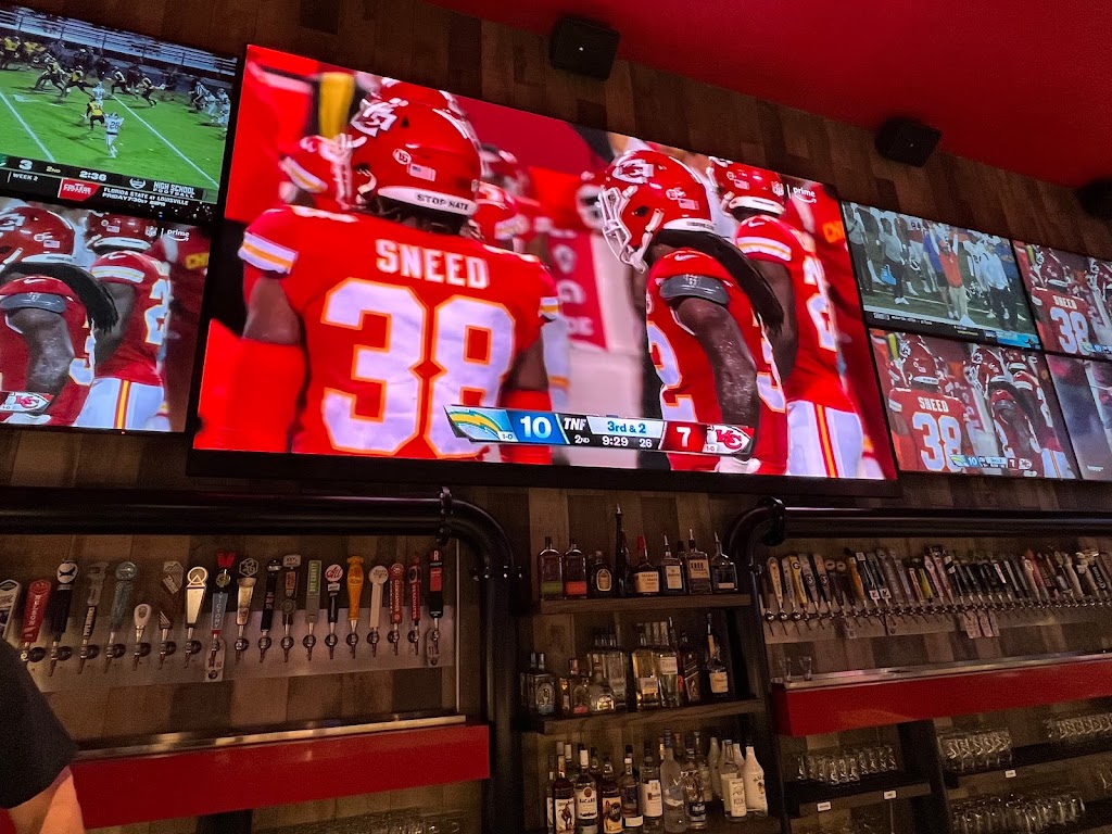 Taco Mac Gainesville | restaurant | 1979 Jesse Jewell Pkwy SE Unit 101, Gainesville, GA 30501, USA | 6789713627 OR +1 678-971-3627