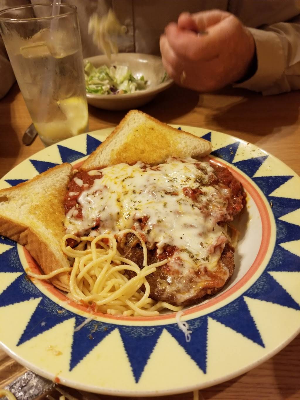 Angelos Family Restaurant | restaurant | 1226 Charlotte Hwy, Fairview, NC 28730, USA | 8286284031 OR +1 828-628-4031