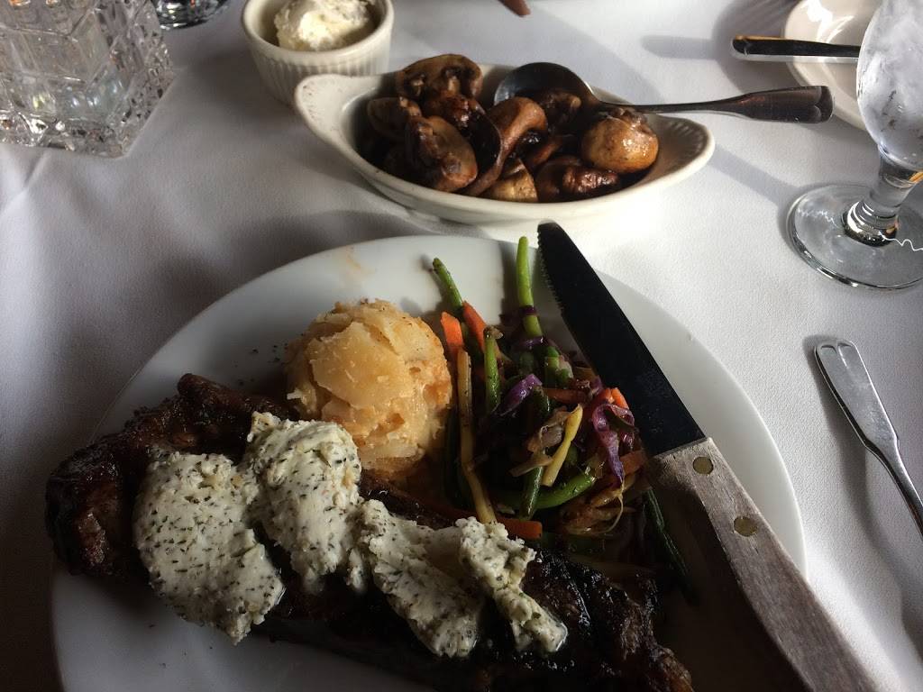 Alexanders of Door County | restaurant | 3667 WI-42, Fish Creek, WI 54212, USA | 9208683532 OR +1 920-868-3532