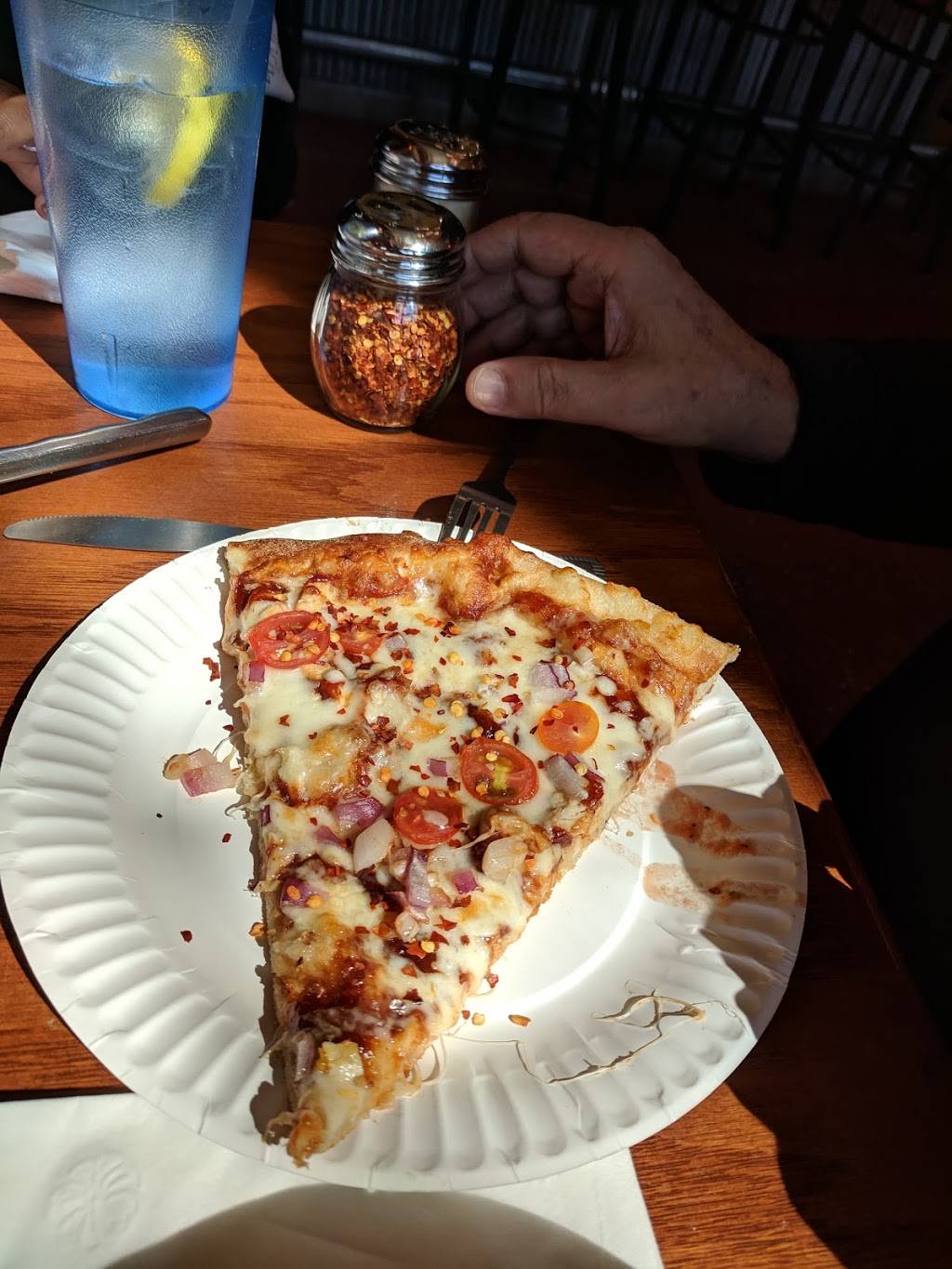 JJs Woodfired Pizza - | restaurant | 1 Hill Rd, Franklin, NH 03235, USA | 6036717031 OR +1 603-671-7031