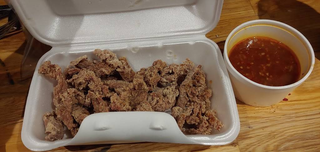 New Town Chinese Food | restaurant | 1022 Pleasant Park Rd, Ottawa, ON K1G 3P6, Canada | 6137317421 OR +1 613-731-7421