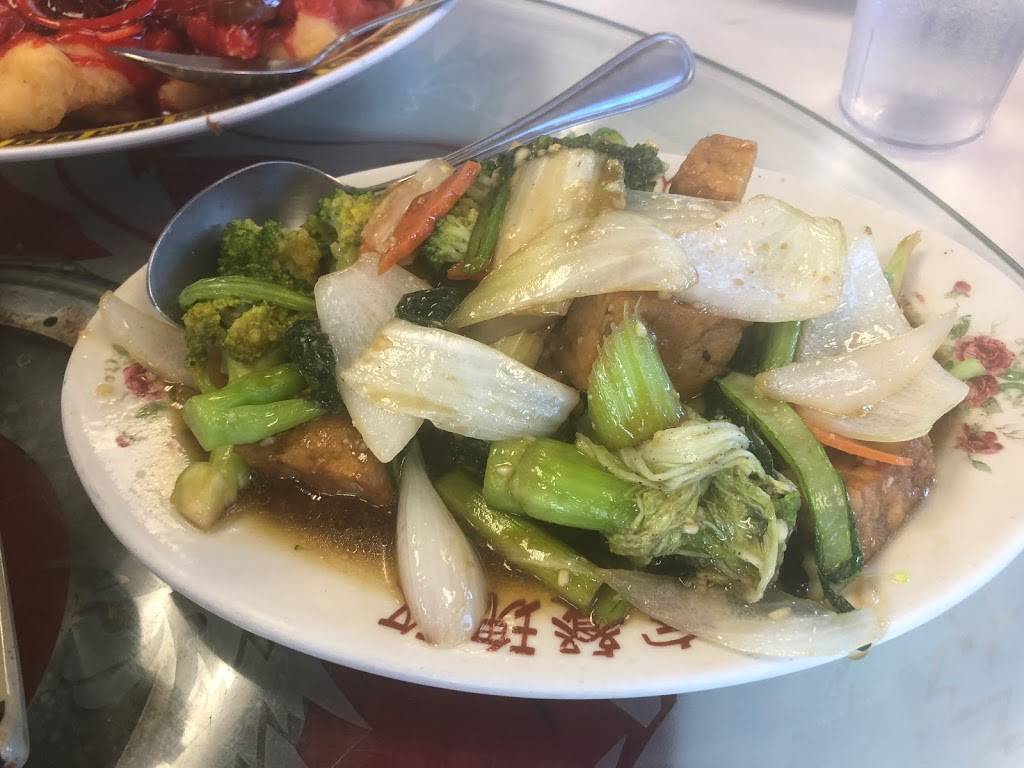 New Mui Kwai Chop Suey | restaurant | 132 Oneawa St, Kailua, HI 96734, USA | 8082627800 OR +1 808-262-7800