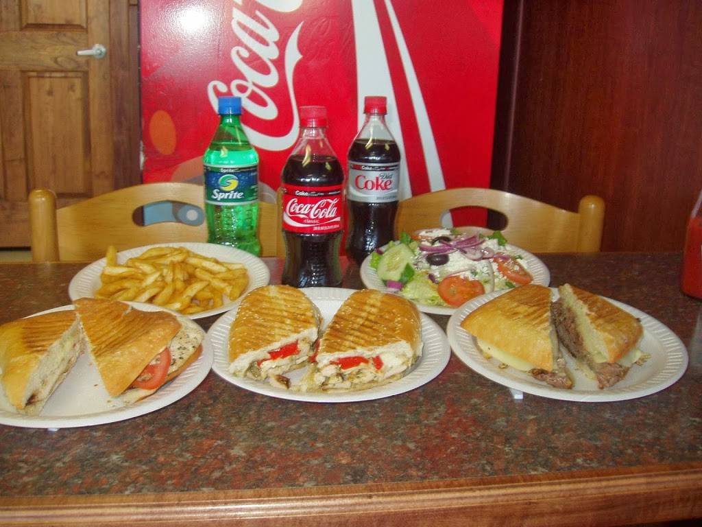 Parkway Rotisserie & Pizza | restaurant | 658 Motor Pkwy # 2, Hauppauge, NY 11788, USA | 6312342929 OR +1 631-234-2929