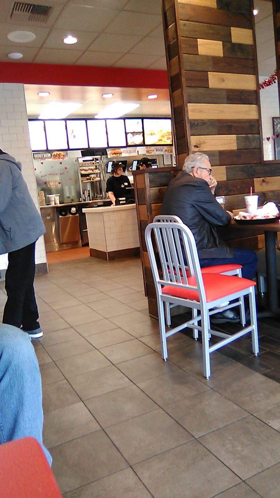 Arbys | meal takeaway | 2002 SW Military Dr, San Antonio, TX 78224, USA | 2103340065 OR +1 210-334-0065