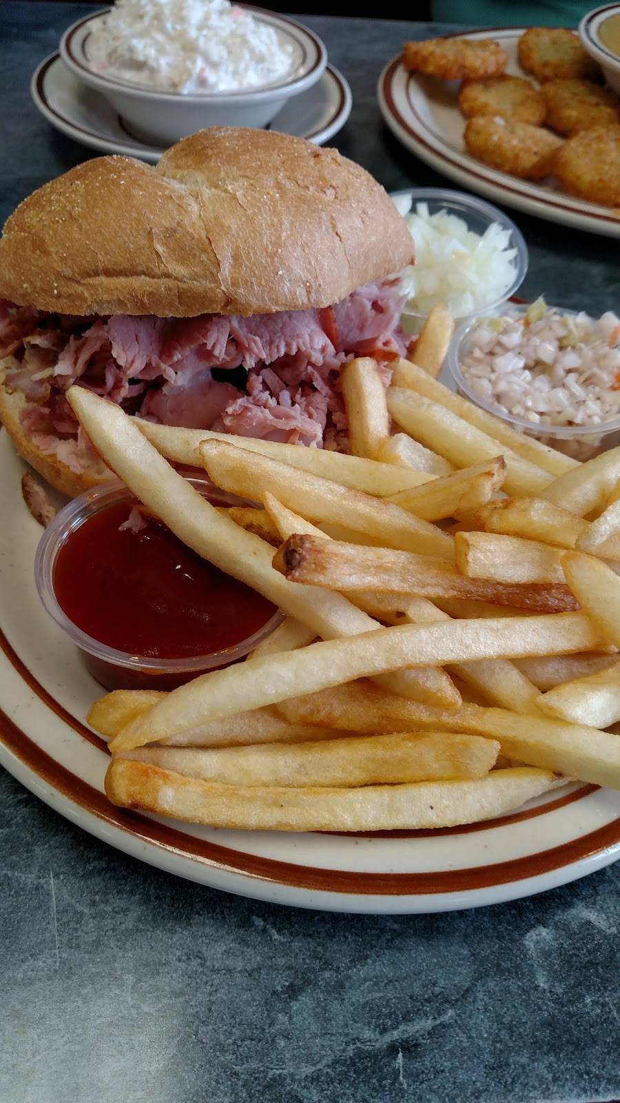 Ritz Barbecue | restaurant | 302 N 17th St, Allentown, PA 18104, USA | 6104320952 OR +1 610-432-0952