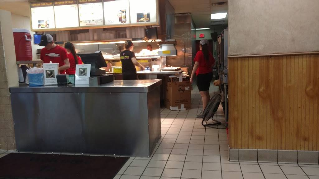 Chicken Express | restaurant | 1111 E Davis St, Mesquite, TX 75149, USA | 9722883400 OR +1 972-288-3400