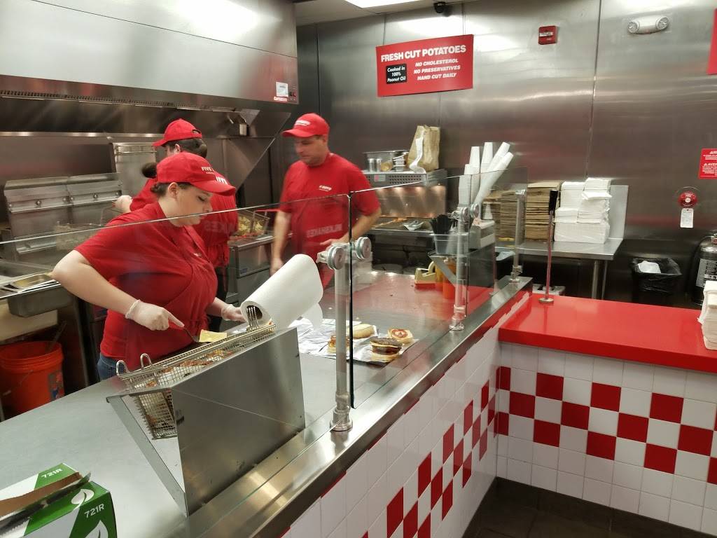 Five Guys | meal takeaway | 170 Bath Rd, Brunswick, ME 04011, USA | 2074064359 OR +1 207-406-4359