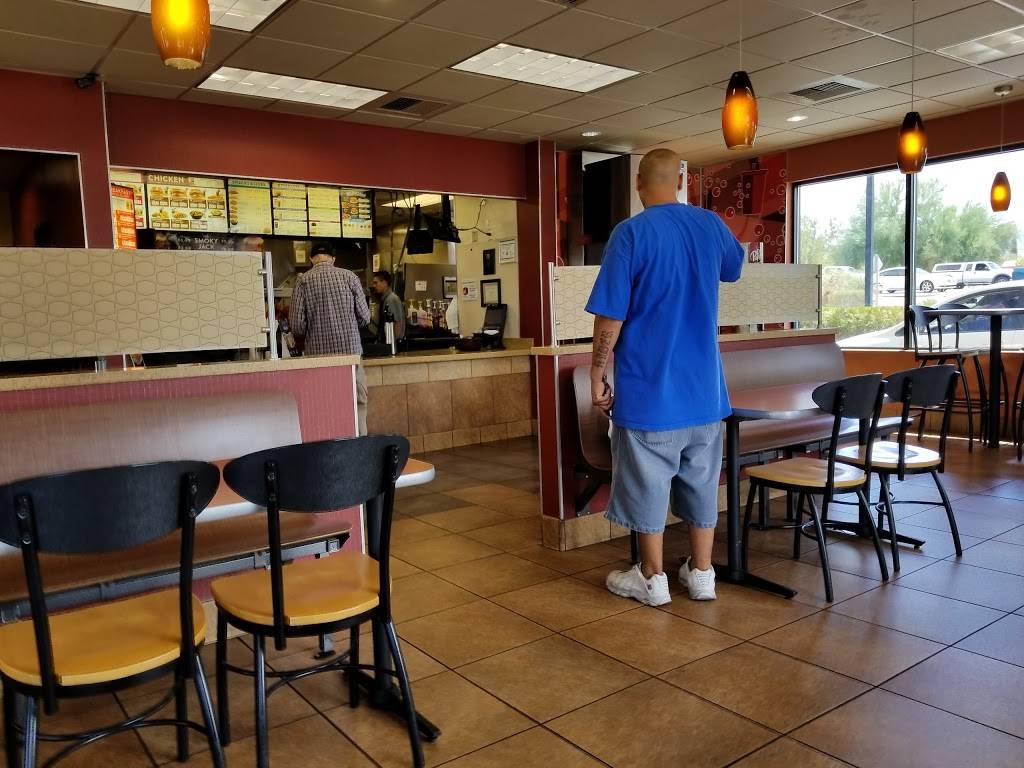 Jack in the Box | restaurant | 290 S Boulder Hwy, Henderson, NV 89015, USA | 7025587477 OR +1 702-558-7477
