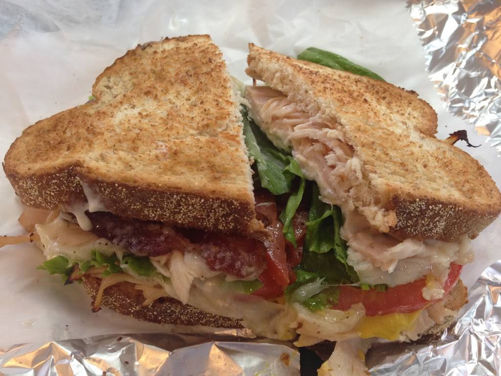 Martins Deli | restaurant | 328 Bassett Rd, Bay Village, OH 44140, USA | 4408711141 OR +1 440-871-1141