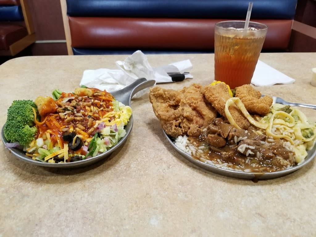 Iron Skillet Restaurant | restaurant | 6910 W Bert Kouns Industrial Loop, Shreveport, LA 71129, USA | 3186866111 OR +1 318-686-6111