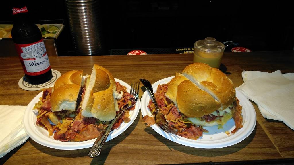 The Eire Pub | restaurant | 795 Adams St, Dorchester Center, MA 02124, USA | 6174360088 OR +1 617-436-0088