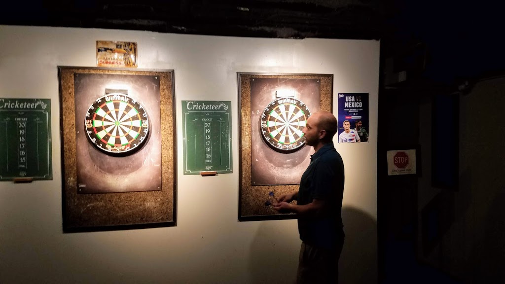 Fleet Street Pub | restaurant | 207 Printers Alley, Nashville, TN 37201, USA | 6152000782 OR +1 615-200-0782