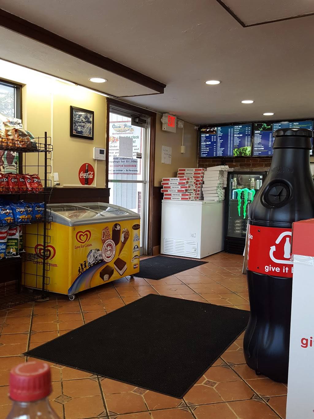 Classic Pizza Restaurant III | restaurant | 1076 Main St, Bolton, MA 01740, USA | 9787790200 OR +1 978-779-0200