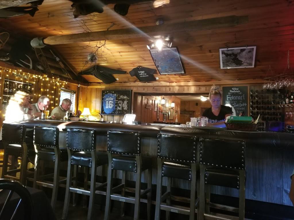 The Bear Trap Inn | restaurant | 4703 Co Hwy B, Land O Lakes, WI 54540, USA | 7155473422 OR +1 715-547-3422