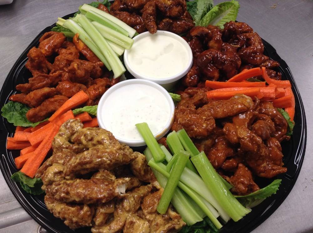 Bubba fryes Wings & Things | restaurant | 890 Main St #200b, Sanford, ME 04073, USA | 2074903700 OR +1 207-490-3700